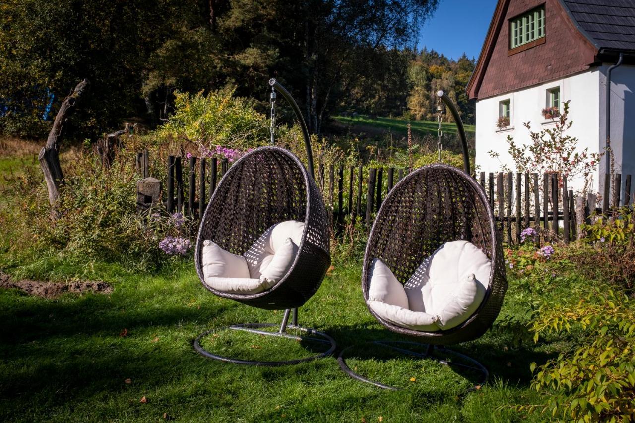 Enjoy Cozy Romance Hills Forest Gardens Views Sauna Whirlpool Bath Jablonné v Podještědí Kültér fotó
